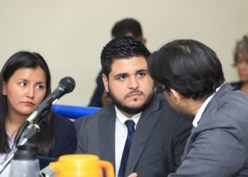 Inicia juicio contra concejal Héctor Silva por calumniar y difamar a diputado Christian Guevara