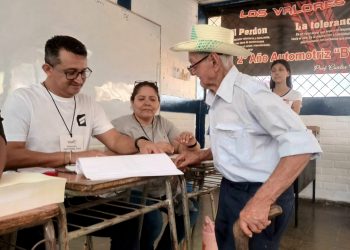 «Voté porque la paz que hay en el país debe continuar»: Santiago Carballo, residente de Zacatecoluca
