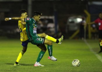 El líder es Limeño tras derrotar con un apretado marcador a Dragón