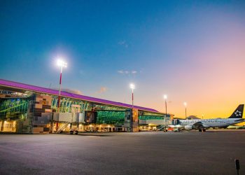 Nueva terminal del aeropuerto de El Salvador ha atendido a más de 2.7 millones de viajeros