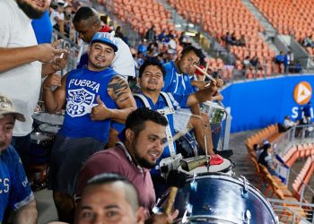 Selecta femenina tendrá apoyo incondicional en Houston