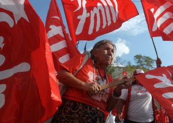 El FMLN vuelve a hablar de renovación urgente luego de su debacle en las urnas