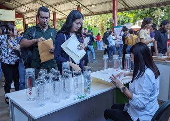 Llevan a cabo la primer feria de trabajo en Plaza Mundo Usulután