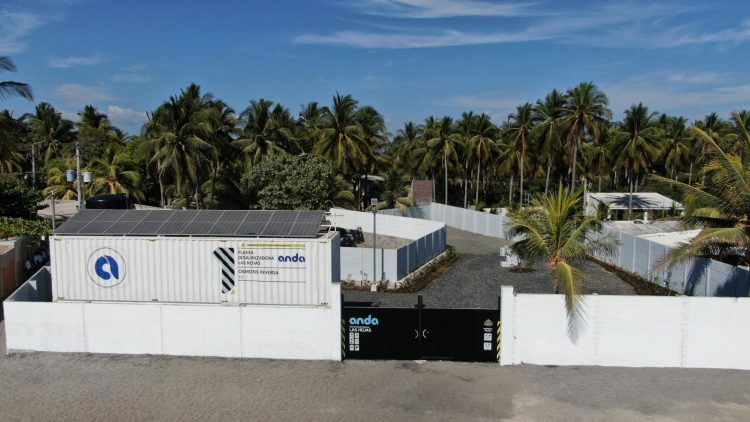 Innovación. El uso de energía fotovoltaica se traduce en un ahorro para la autónoma. Foto: David Martínez.