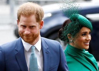 Príncipe Enrique considera que enfermedad del rey Carlos III podría acercar a su familia