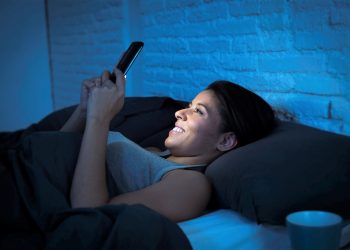 Pantalla nocturna circadiana: Una tecnología para que tu smartphone no sea la causa de tu insomnio