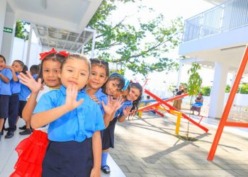 Aumenta matrícula en centro escolar renovado de Sonsonate