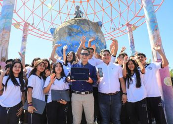 Gobierno de El Salvador habilita internet gratuito en el parque El Principito, en Santa Tecla