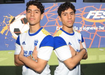 Futbolistas de Fesa reciben beca para Estados Unidos