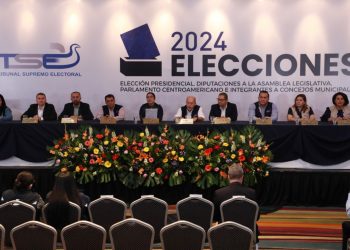 TSE abrirá paquetes electorales de elección presidencial y legislativa para iniciar el escrutinio final