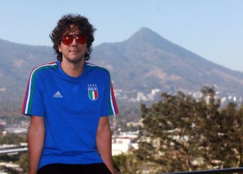 «Soda Stereo rompió fronteras y se convirtió en la banda de Latinoamérica»: Mariano Albergoli, líder de «Sobredosis de Soda»