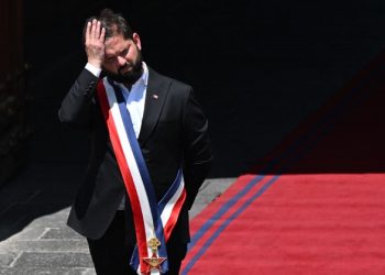 Presidente de Chile cumple segundo año de mandato con el 66 % de desaprobación