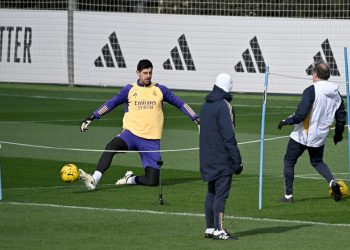 Courtois operado «con éxito» de su rotura de menisco