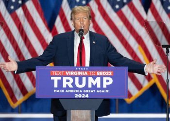 Corte Suprema de EE.UU. rechaza fallo de Colorado que excluye a Trump de elecciones primarias
