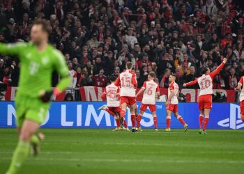 El Bayern remonta a la Lazio, una bestia herida amenaza en cuartos de Champions