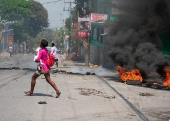 Violencia pandillera deja cadáveres en calles de Haití