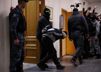 Cuatro sospechosos del atentado de Moscú ingresan a prisión preventiva