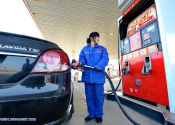 China elevará precios minoristas de gasolina y diésel