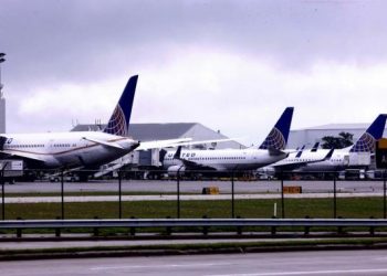 Un vuelo de United pierde un neumático al despegar de San Francisco