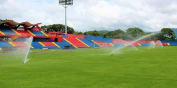 FAS pagará una multa económica por los aspersores del estadio Quiteño
