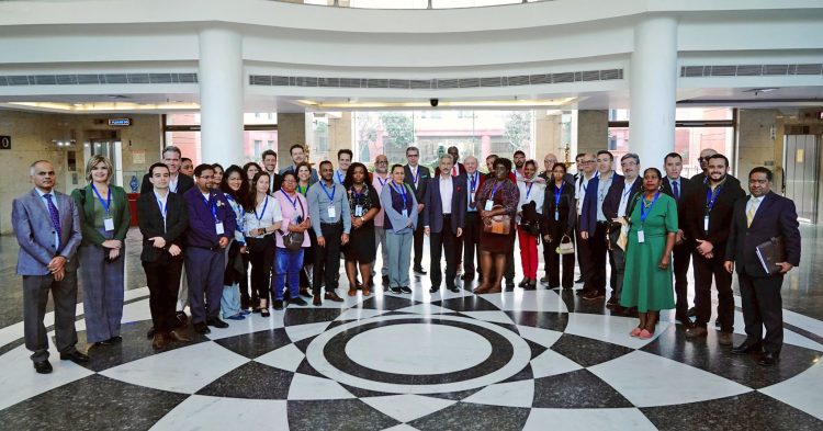 El encuentro de medios en Nueva Delhi, India, reunió a 19 países latinos donde participaron 35 periodistas, entre ellos El Salvador.