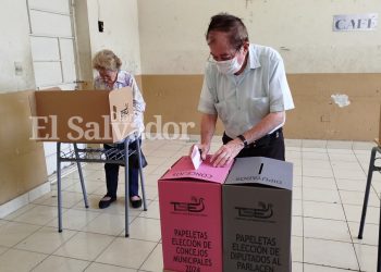 Los hermanos Melgar Marroquín hacen patria desde hace seis décadas en Santa Ana