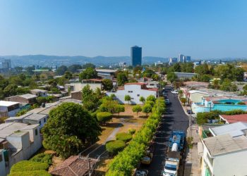 Alcaldía de San Salvador interviene 350,000 metros cuadrados de calle en distritos 2 y 4