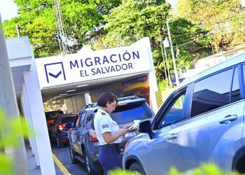 Frontera Las Chinamas registra un promedio diario de 12,000 ingresos y salidas en Semana Santa