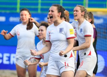 Inglaterra se estrenó con un triunfo en la Costa del Sol