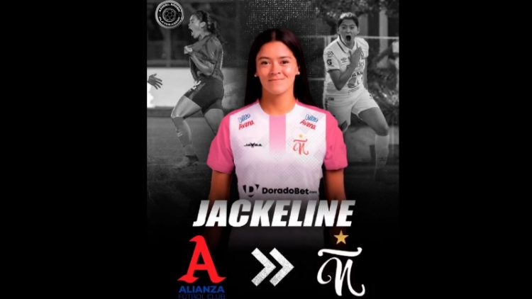 Jackeline Velásquez fue presentado en el fútbol ecuatoriano