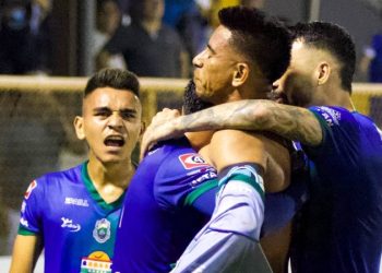 En los minutos finales, Metapán venció a Dragón