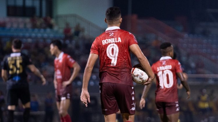 Nelson Bonilla volvió a marcar para el Sukhothai