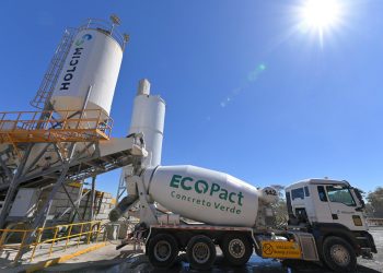 Holcim dinamiza el sector construcción con 15 plantas de concreto