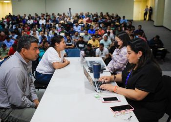 Empresas estadounidenses interesadas en más mano de obra salvadoreña