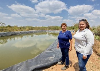 Madre e hijas convierten su emprendimiento en una microempresa 