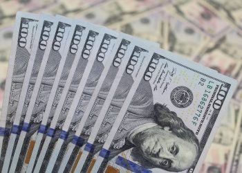 Gobierno de El Salvador y banca privada ya han reperfilado $588 millones de la deuda de corto plazo
