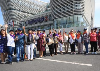 Pensionados de AFP CONFIA disfrutaron en el corazón de San Salvador