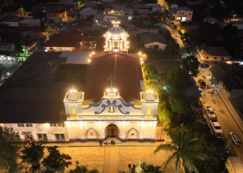 Autoridades entregan primera etapa de revitalización del centro histórico de Ataco