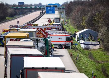 Cinco muertos en accidente de autobús en una autopista de Alemania