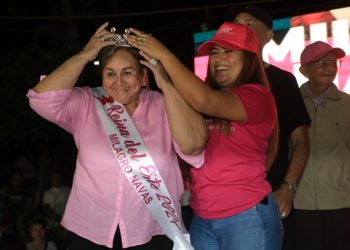 Milagro Navas ganó con su apuesta de alejarse de la bandera tricolor