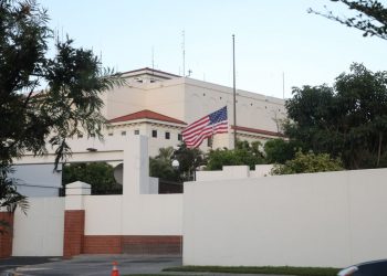 Anuncian cierre temporal de los carriles hacia el norte del bulevar Santa Elena, en Antiguo Cuscatlán