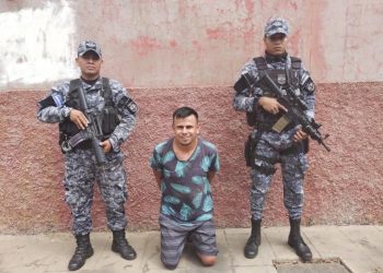 PNC captura a docente con drogas y dinero ilícito en Ahuachapán