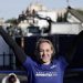 Atleta francesa sube 110m de la Torre Eiffel a pulso con una cuerda, nuevo récord mundial