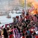 Bilbao festeja el título de Copa del Rey con su emblemática gabarra