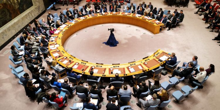 El Consejo de Seguridad de las Naciones Unidas celebra una reunión sobre la situación en Oriente Medio, incluido el reciente ataque de Irán contra Israel, en la sede de la ONU en la ciudad de Nueva York. Foto AFP.