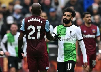 Liverpool casi se despide del título de la Premier