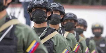 Militares venezolanos desalojan a más de 10,000 mineros ilegales de áreas protegidas en operación 2024