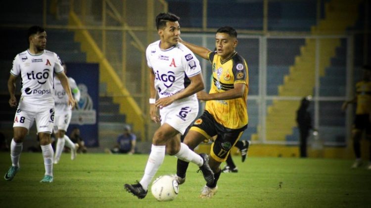El cierre de la jornada 18 tiene el liderato en juego