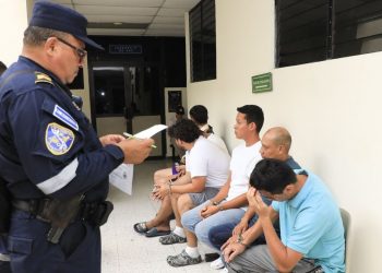 Conductores ebrios detenidos en Semana Santa enfrentan audiencias en San Salvador