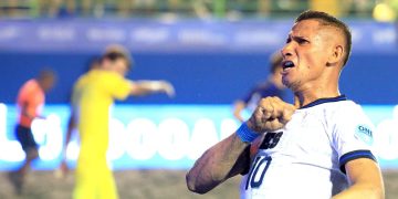 El regreso de «Tin Ruiz»: La esperanza goleadora de la Selecta de Playa